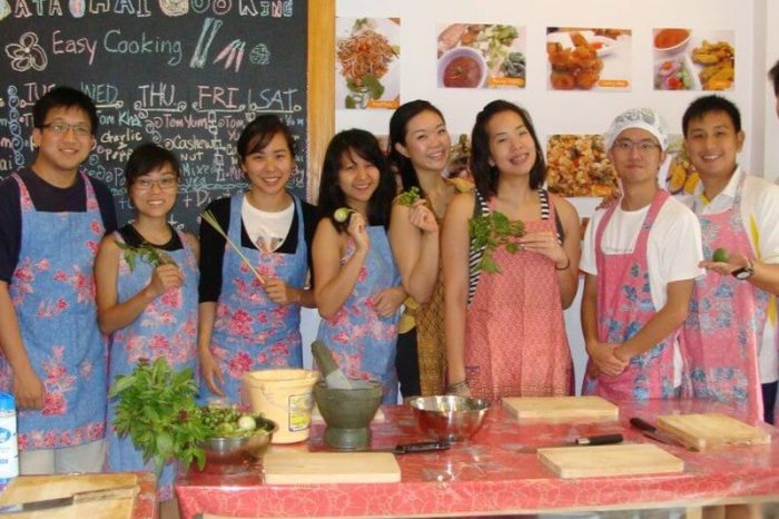 タイ料理教室（カタ地区）